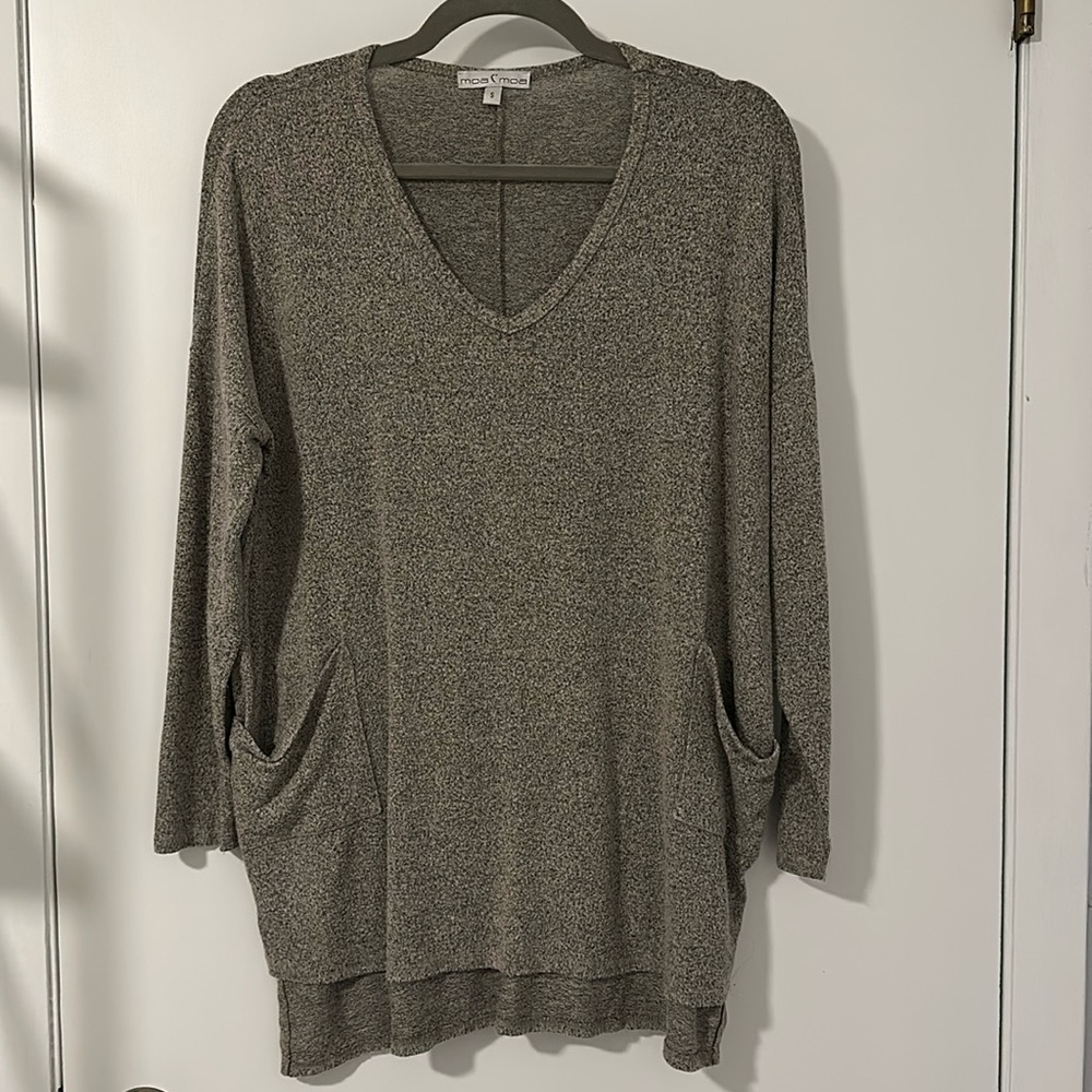 Moa Moa Long Sleeve Sweater